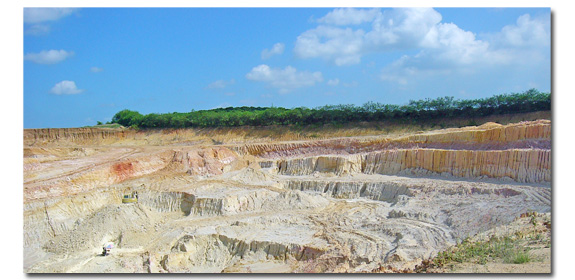 廣西合浦縣-高嶺土探明儲量達1.8億噸，