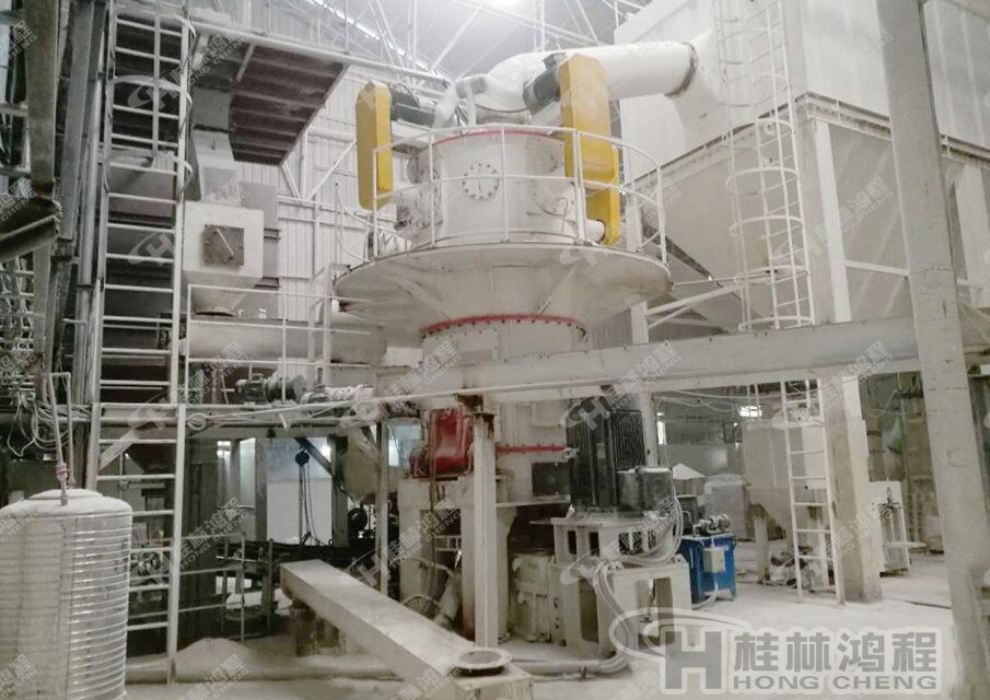 桂林鴻程高嶺土磨粉機(jī)環(huán)保磨粉機(jī):HLMX超細(xì)立式磨粉機(jī) 桂林鴻程高嶺土磨粉機(jī)環(huán)保磨粉機(jī):HLMX超細(xì)立式磨粉機(jī)