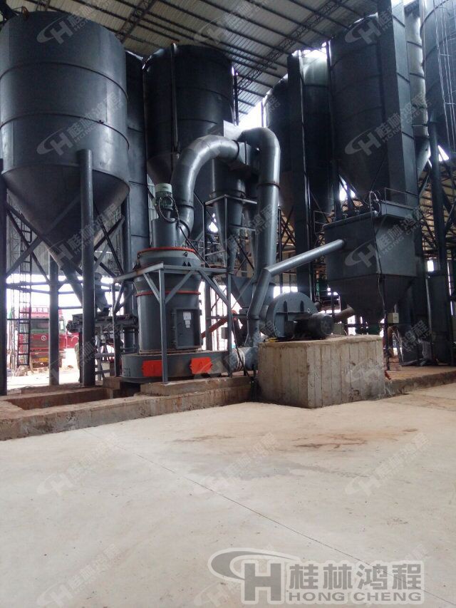 方解石100目磨粉機(jī)時產(chǎn)1-25噸磨機(jī)推薦使用HCQ改進(jìn)型雷蒙磨粉機(jī)