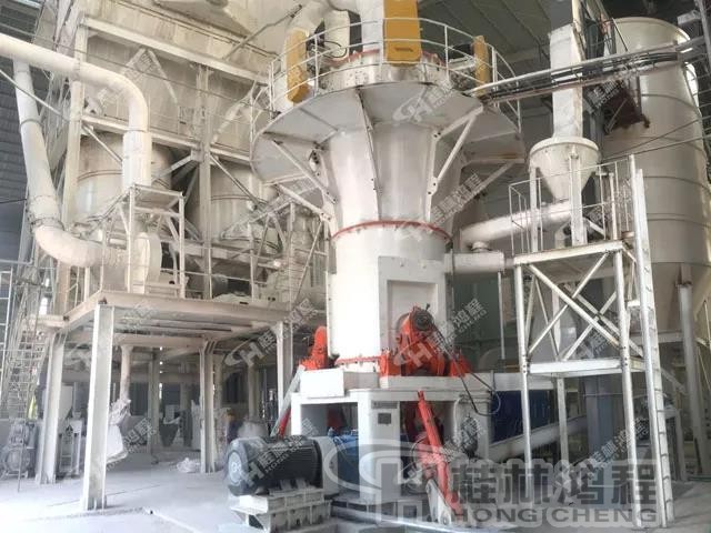 800目碳酸鈣生產設備碳酸鈣微粉磨現場 800目碳酸鈣生產設備碳酸鈣微粉磨現場