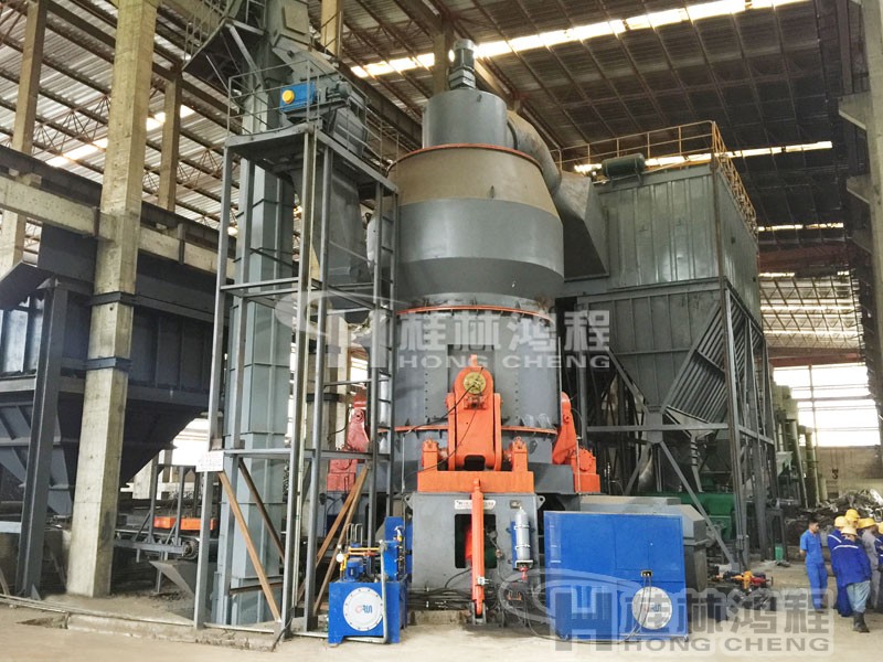 HLM2900滑石立磨HLM立式磨粉機(jī) 100~325目滑石粉磨粉生產(chǎn)線 HLM2900滑石立磨HLM立式磨粉機(jī) 100~325目滑石粉磨粉生產(chǎn)線