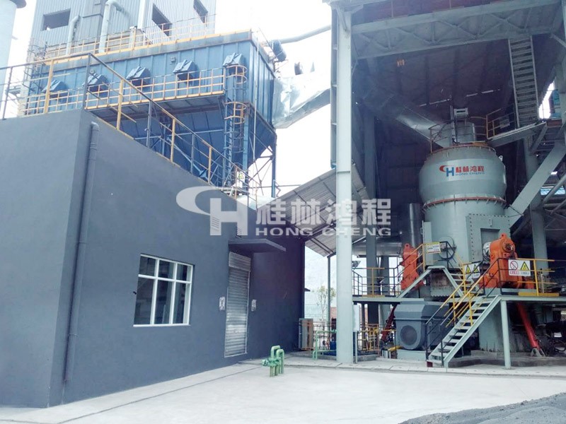 桂林鴻程100-325目HLM立式煤粉磨粉機(jī)立磨某客戶現(xiàn)場(chǎng) 桂林鴻程100-325目HLM立式煤粉磨粉機(jī)立磨某客戶現(xiàn)場(chǎng)